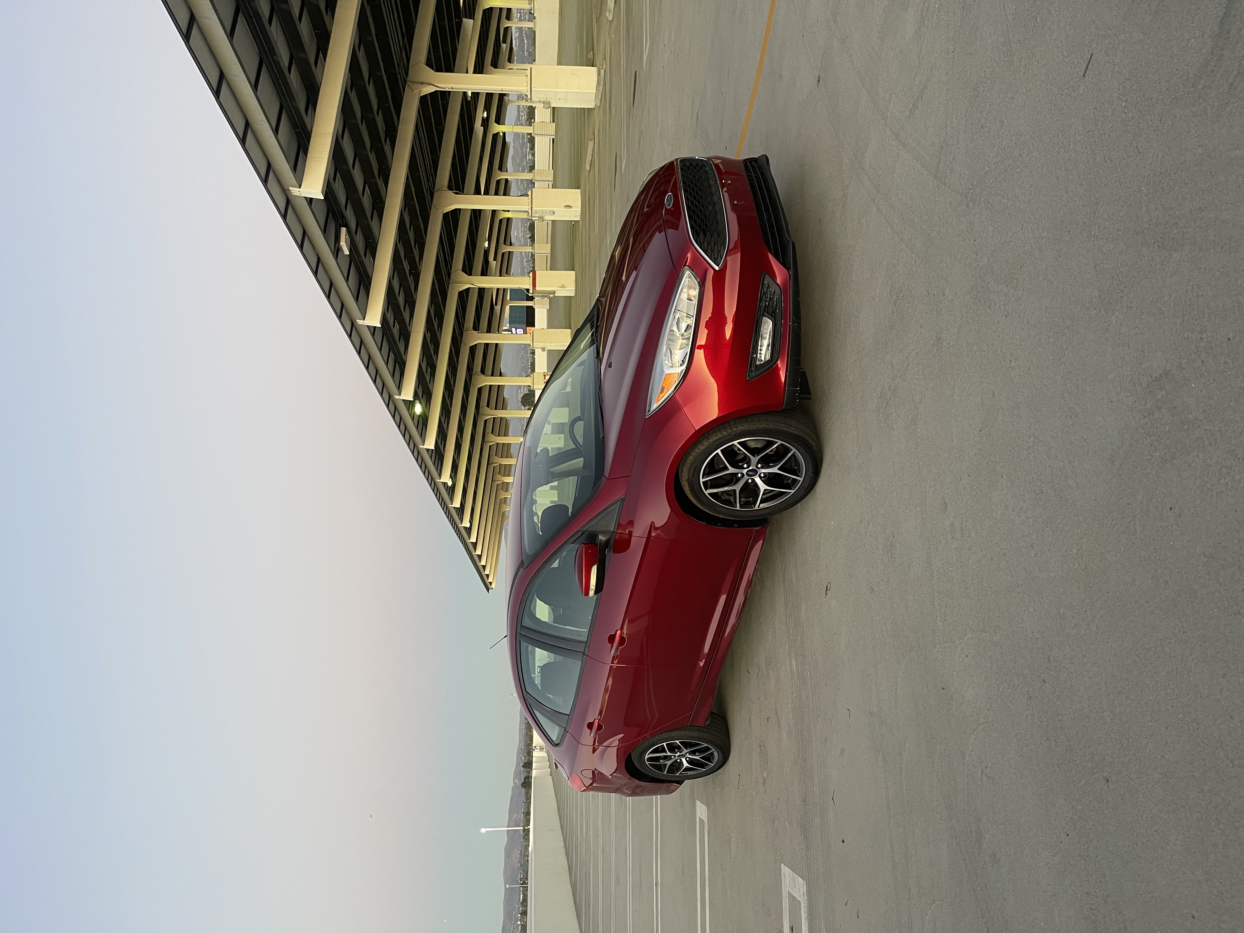 Car photo 3